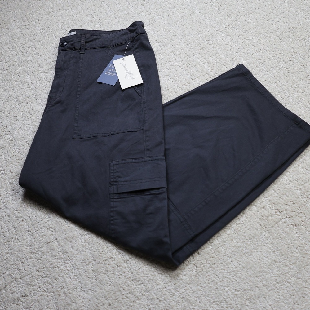 Universal Thread Womens High-Rise Wide Leg Cargo Pants Black Size 10 NWT